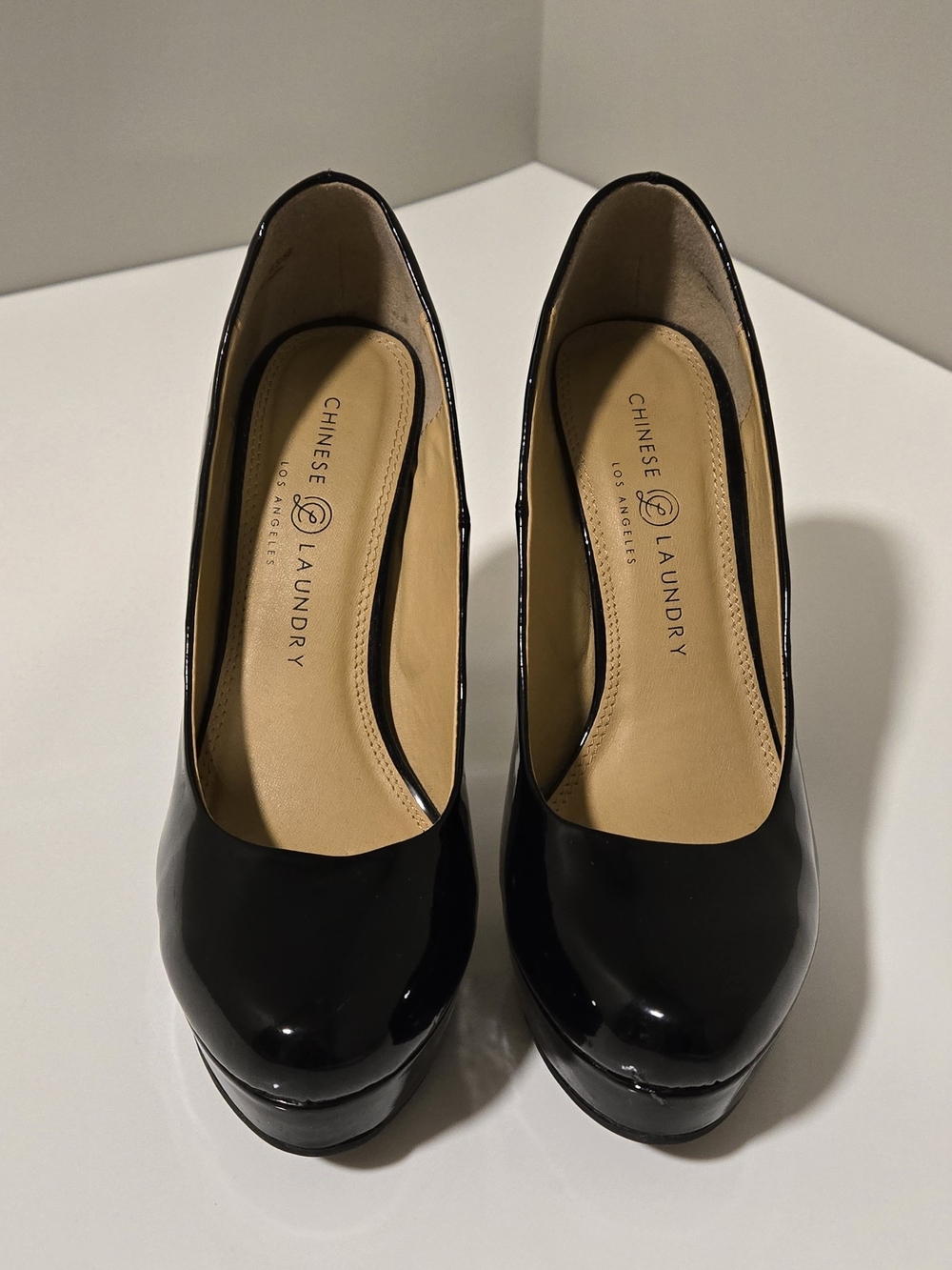 Chinese Laundry Wow Black Patent Platform Heels - Picture 5 of 15